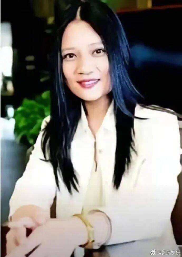 知名女作家突发长文,宣布封笔!她的作品家喻户晓 (pic2) 知名女作家突发长文,宣布封笔!她的作品家喻户晓 (pic2)