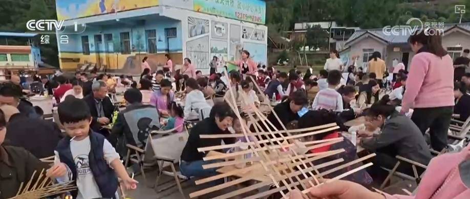 “土味消费”圈粉!特色乡村文旅点燃经济热引擎 为振兴开局注入蓬勃新动能 (pic15) “土味消费”圈粉!特色乡村文旅点燃经济热引擎 为振兴开局注入蓬勃新动能 (pic15)