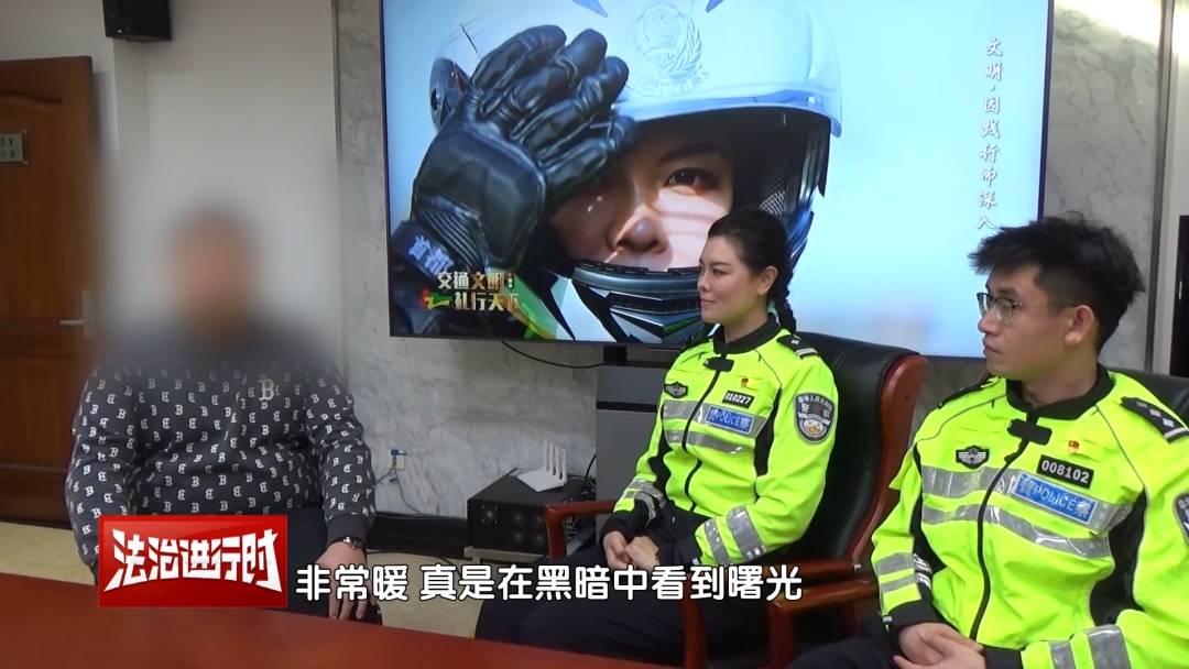 北京交警为危重婴儿开道!八个月后,孩子家长:终于找到您了! (pic6) 北京交警为危重婴儿开道!八个月后,孩子家长:终于找到您了! (pic6)