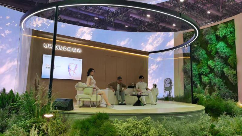 优必选超仿生人形机器人获超1.3万台订单，售价11.98万起｜新品速递 (pic2)