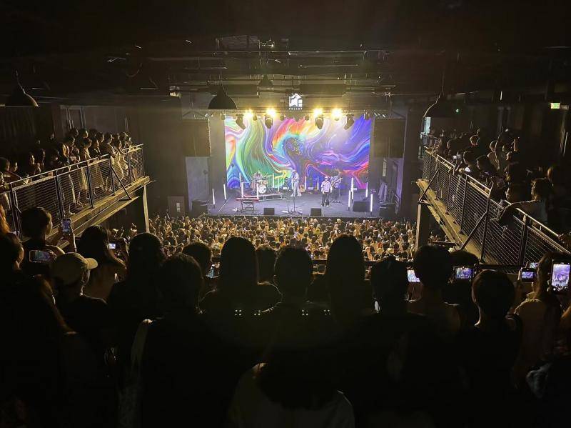 80元涨到230元?年轻人喜欢的Livehouse票价调查 (pic2) 80元涨到230元?年轻人喜欢的Livehouse票价调查 (pic2)